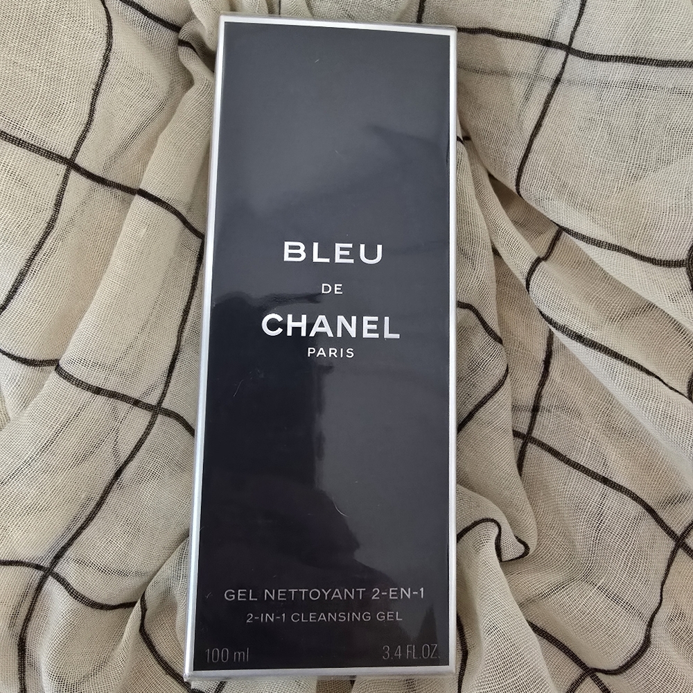 Chanel NIB Bleu de Chanel 2 in 1 Cleansing Gel